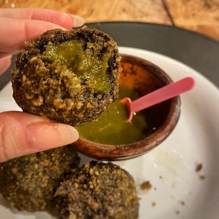 Bolinho de maniçoba. Foto: Reprodução / Restaurante Ver-O-Açaí