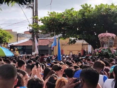 A 23ª Romaria da Juventude, nona procissão oficial do Círio de Nazaré 2025, encerrou-se na noite deste sábado após cerca de quatro horas de caminhada