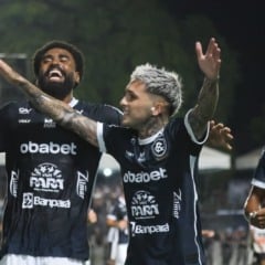 Diego Hernández acerta bomba de falta e marca golaço pelo Remo!