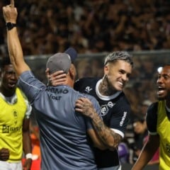 O Remo cumpre uma sequência inédita de vitórias na Série B. Vence cinco vezes e pavimentou a busca pelo acesso.