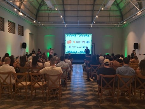 Com apoio da Prefeitura de Belém, 150 bartenders são formados pelo projeto Amazônia no Copo, fortalecendo o turismo e a hospitalidade rumo à COP30.