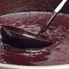 Veja quanto está o preço do açaí em Belém