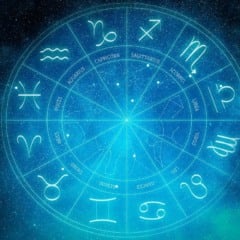 Os astros reservam surpresas para os signos. Foto: Freepik