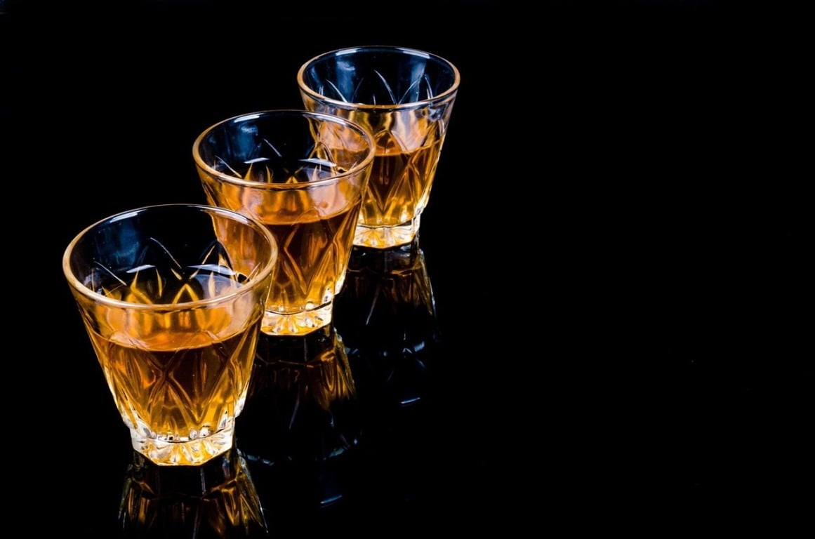 MP do Pará endurece combate a bebidas adulteradas após suspeitas de metanol