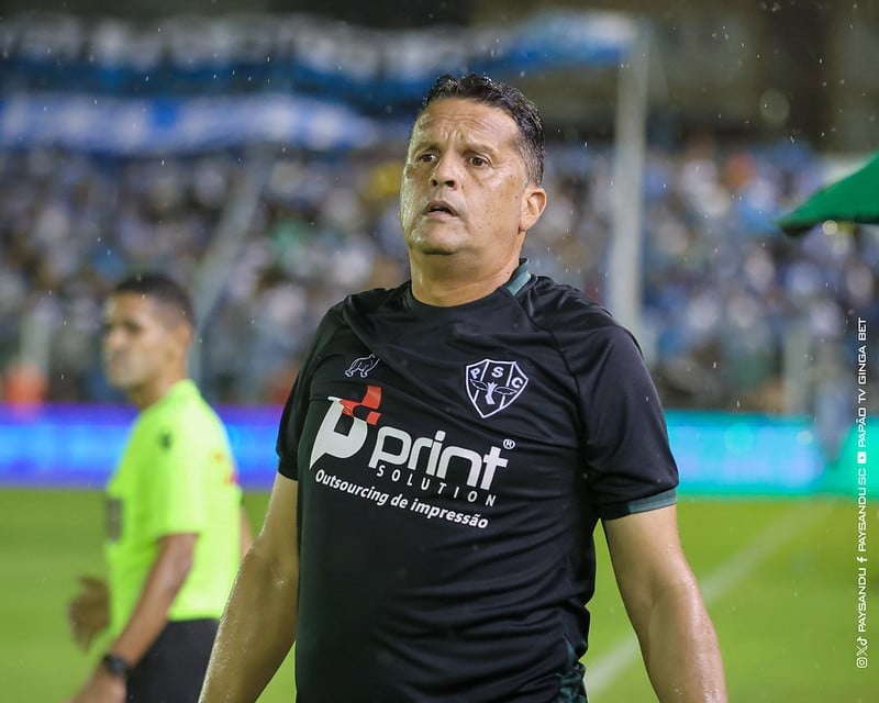 Paysandu enfrenta ex demitido em duelo decisivo na rodada 33