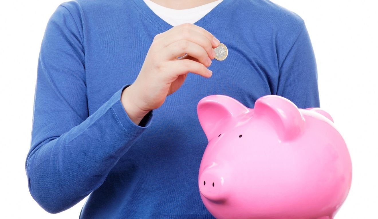 Pix e mesada podem ajudar no aprendizado financeiro. Foto: vwalakte/Freepik Pix e mesada podem ajudar no aprendizado financeiro. Foto: vwalakte/Freepik