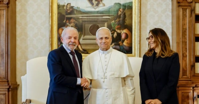 Em encontro no Vaticano, presidente destacou combate à fome, fé e desigualdade, e recebeu promessa de representação do Vaticano na conferência climática de 2026.