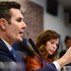 Ministro também criticou prefeitos e governadores por recorrerem a crédito mais caro, detalhou linhas do ministério a 8% ao ano e apresentou números do Minha Casa, Minha Vida.