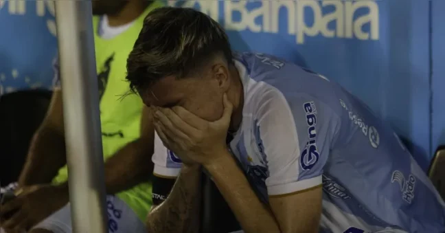 Com apenas 26 pontos e a probabilidade de 99,4% de rebaixamento, Papão entra em campo no limite das chances matemáticas, sonhando com uma reviravolta improvável.