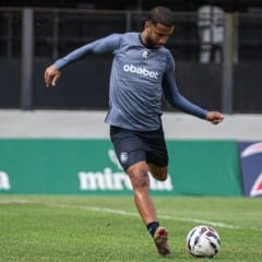 Lateral comemora retorno após quase dois anos e se coloca à disposição para sequência decisiva do Remo na Série B - Foto: Samara Miranda/Remo
