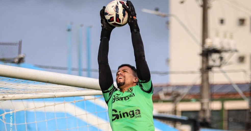 Para o goleiro, enquanto houver 0,1% de chance, o Papão vai tentar o milagre - Foto: Matheus Vieira/PSC