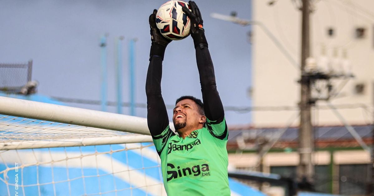 Para o goleiro, enquanto houver 0,1% de chance, o Papão vai tentar o milagre - Foto: Matheus Vieira/PSC