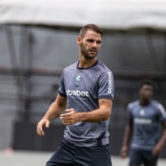 Pana Tachtsidis entende a intensidade exigida por Guto Ferreira e admite que ainda busca atingir o seu melhor nível técnico - Foto: Samara Miranda/Remo