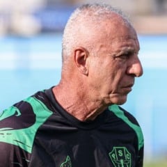 Márcio Fernandes precisa comandar uma reação histórica se quiser salvar o Papão - Foto: Jorge Luis Totti/PSC