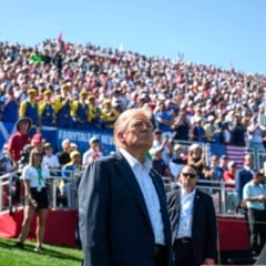 A aprovação do presidente dos Estados Unidos, Donald Trump, caiu para 39%, enquanto a desaprovação subiu para 56%