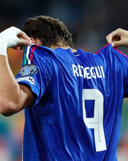 Itália perde para Noruega e vai à repescagem das Eliminatórias da Copa do Mundo 2026 após derrota por 3 a 1 em San Siro.