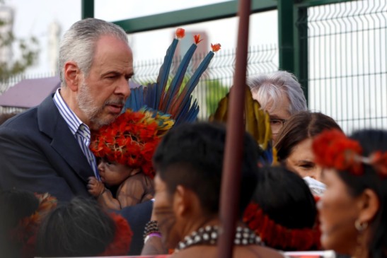 Belém, Pará, Brasil. Cidade.  Indígenas do povo Munduruku, articulados pelo Movimento Ipereg Ayu, se reuniram,  com ministras e com o presidente da COP30. Conferência das Nações Unidas sobre Mudanças Climáticas. 14/11/2025. Foto: Irene Almeida/Diário do Pará.
