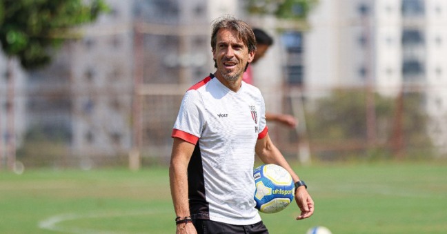 Paulo Gomes foi técnico do Botafogo-SP e estaria na mira bicolor - Foto: João Victor Cristovão-Agência Botafogo