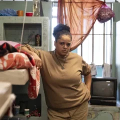 Maria Bonita, retratada na produção como Dada, é interpretada pela atriz Rosana Maris. Foto: Reprodução / Instagram