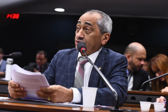 A iniciativa, que ainda será votada no plenário da Câmara, está prevista no Projeto de Lei nº 2487/2024, de autoria do deputado Raimundo Santos (PSD-PA).