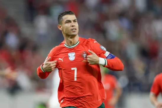 Cristiano Ronaldo anuncia que a Copa do Mundo de 2026 será sua última participação no torneio. Entenda o impacto dessa decisão.
