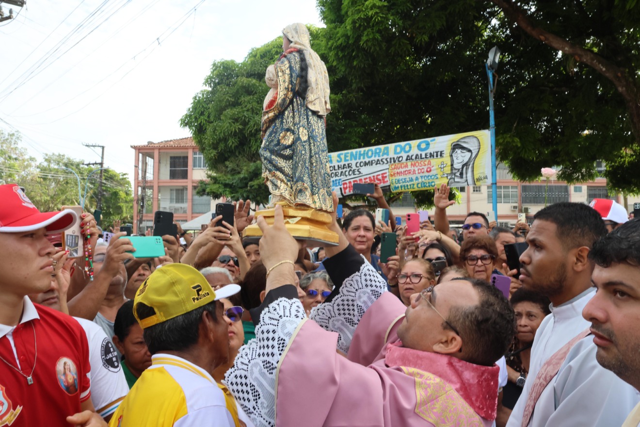 Devotos celebram Nossa Senhora do Ó em grande procissão em Mosqueiro. Foto: Irene Almeida/Diário do Pará. Devotos celebram Nossa Senhora do Ó em grande procissão em Mosqueiro. Foto: Irene Almeida/Diário do Pará.