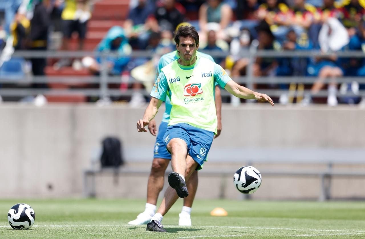 Brasil x México – onde assistir duelo com Kaká, Ronaldinho e mais