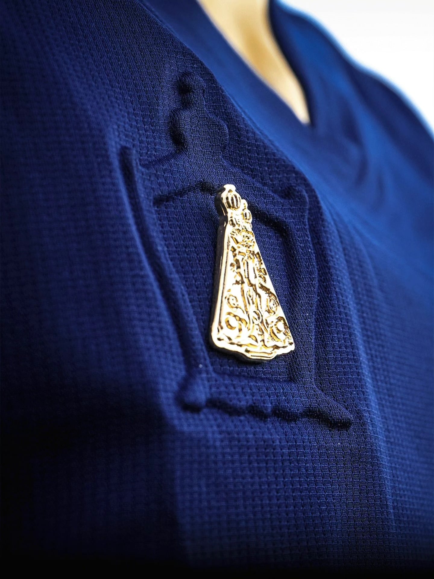 Remo lança uniforme inspirado no Círio de Nazaré; veja detalhes