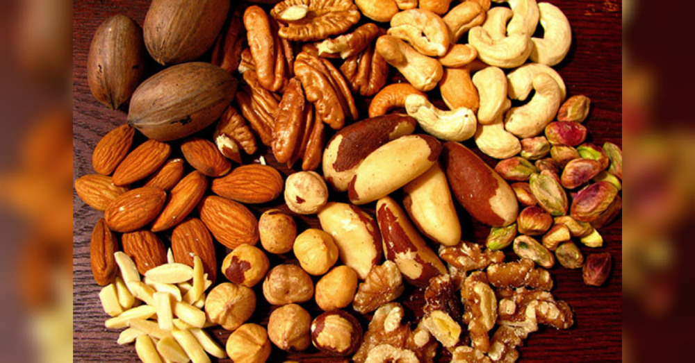 Castanhas ajudam a emagrecer ou são calóricas demais? Veja