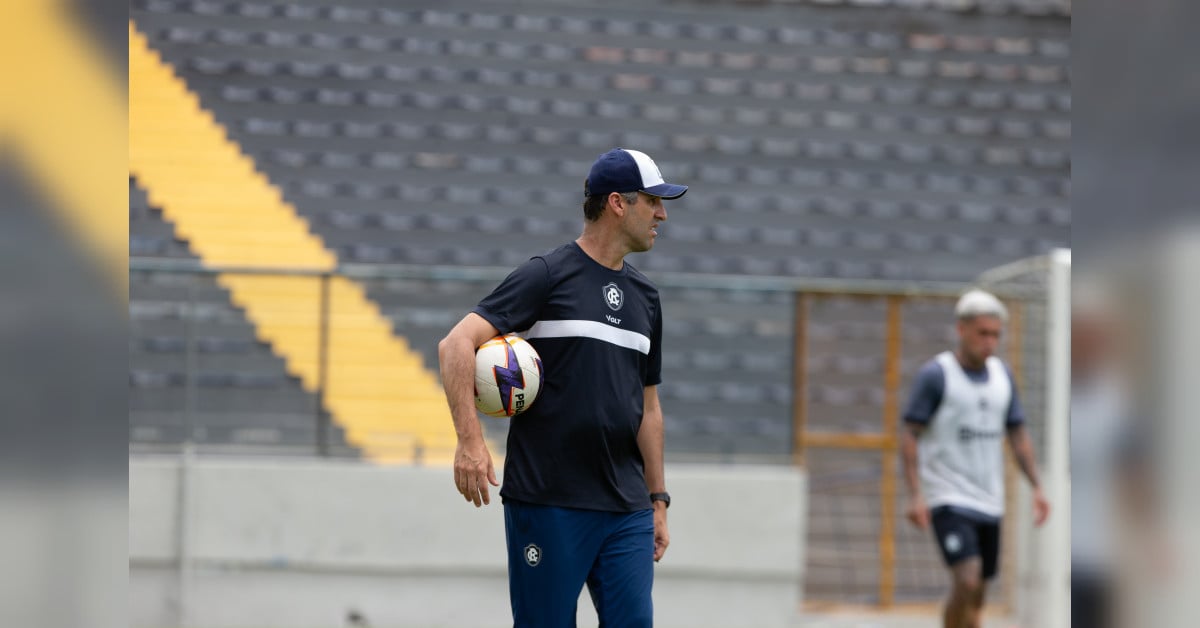 Em meio à crise, Remo reencontra o Bahia em jogo decisivo