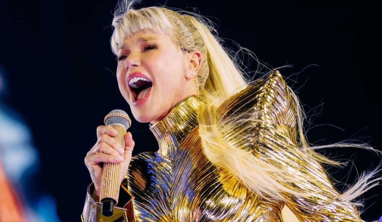 Xuxa estreia turnê para mais de 50 mil fãs; veja como foi O Último Voo da Nave