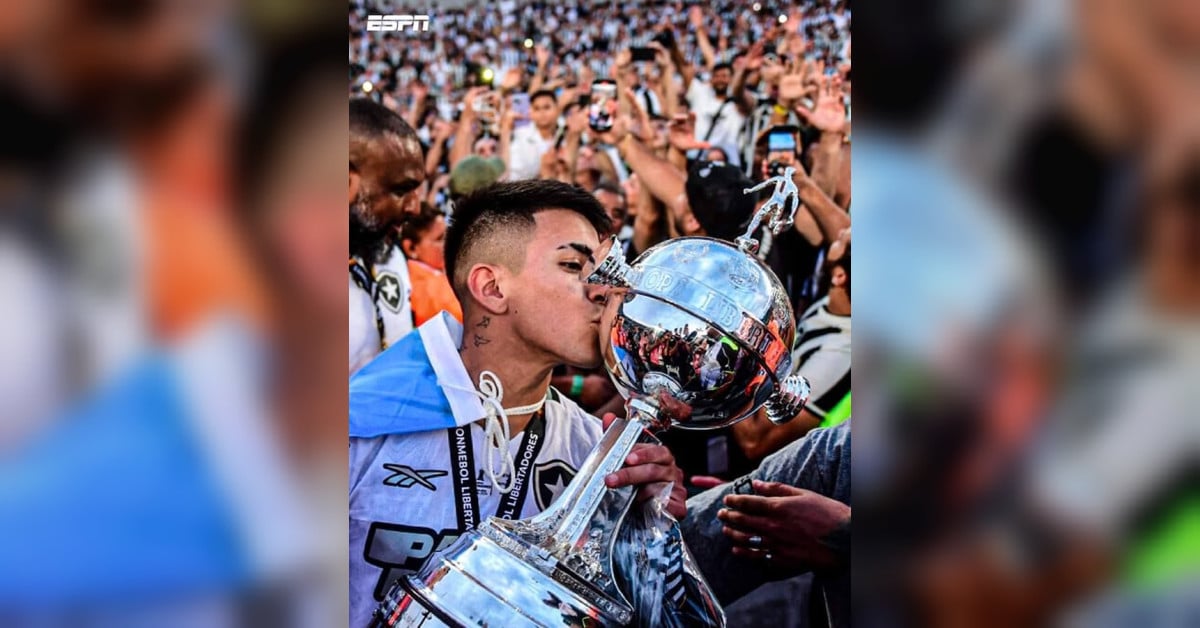 Alvo do Flamengo, Thiago Almada fica perto de transferência de R$ 127 milhões