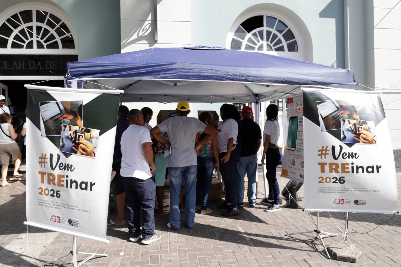 TRE-PA leva treinamento com urna eletrônica a feiras, mercados e shoppings de Belém