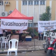 Defesa de Lucas Magalhães sustenta a inocência do réu durante o julgamento do caso Yasmin, em Belém.