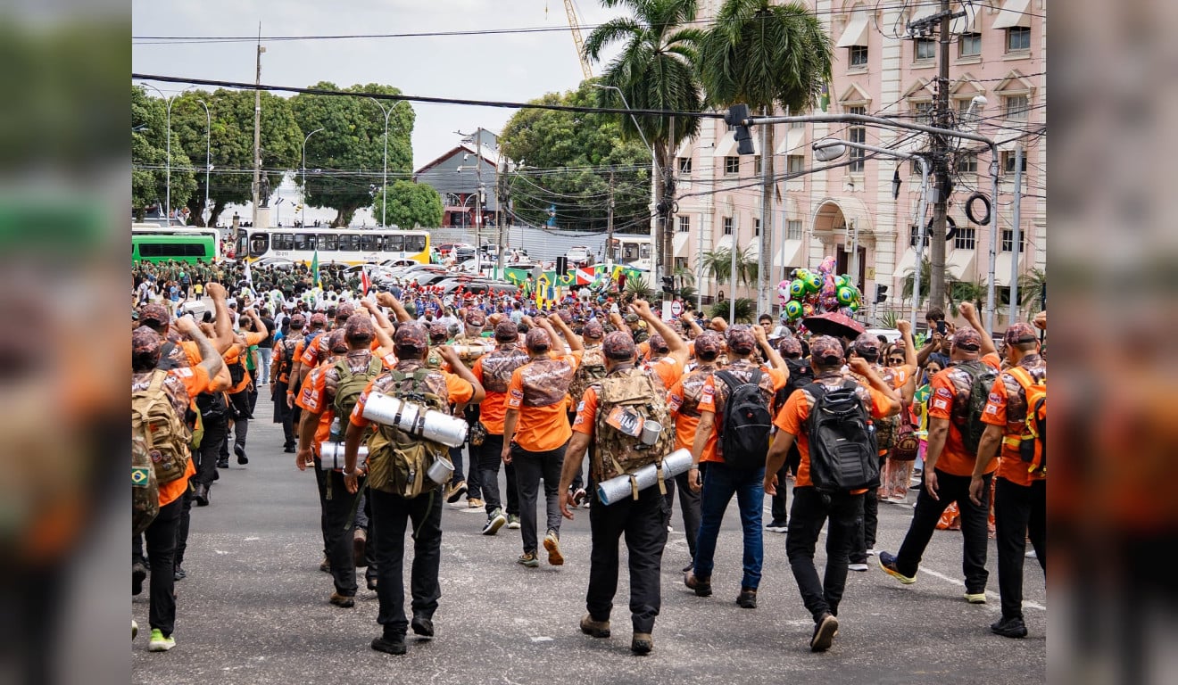 'O que está acontecendo?' Legendários são vaiados durante desfile de 7 de Setembro em Belém
