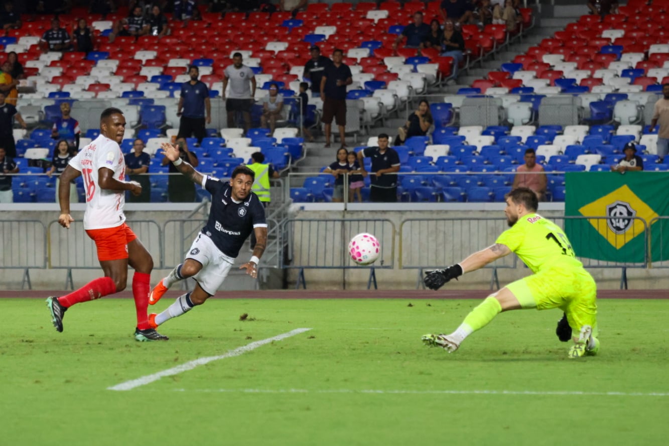 Remo empata com o Bragantino e vê luta contra o rebaixamento se complicar