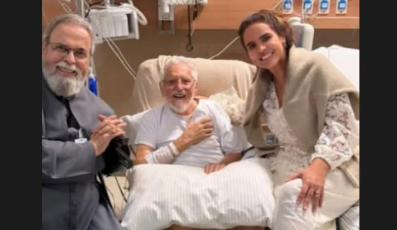 Padre Antonio Maria visita Carlos Alberto de Nóbrega após cirurgia: “Rezem por ele”