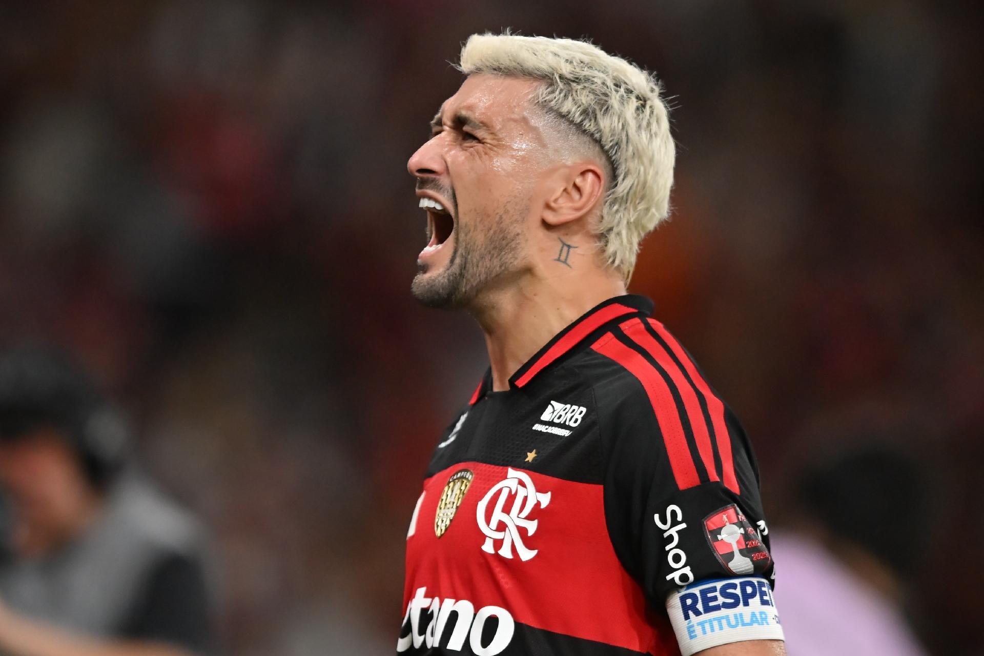 Arrascaeta vai jogar semifinal da Libertadores pelo Flamengo?