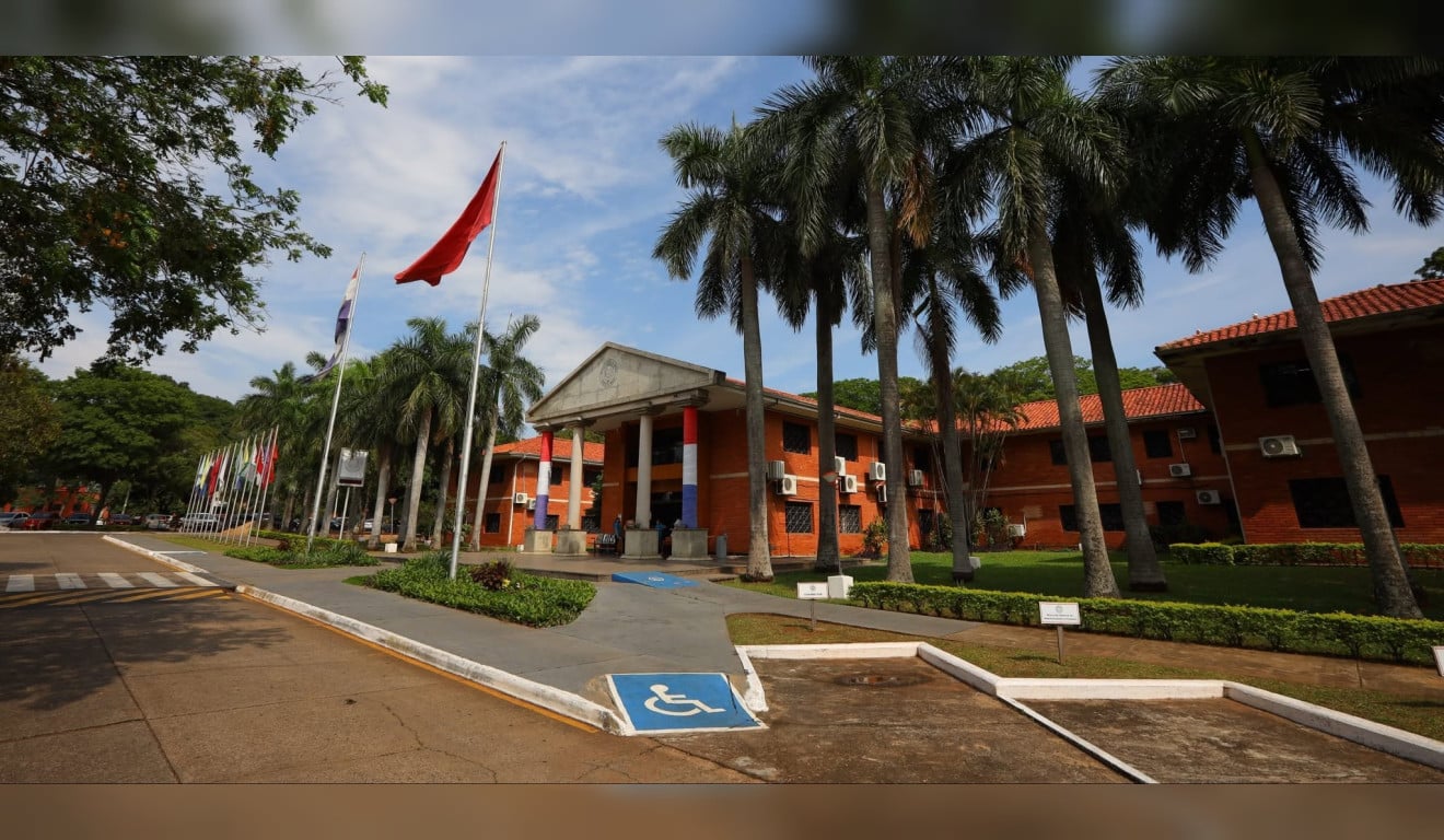 UFPA paga R$ 5 mil para quem desejar estudar em outros países; veja como participar