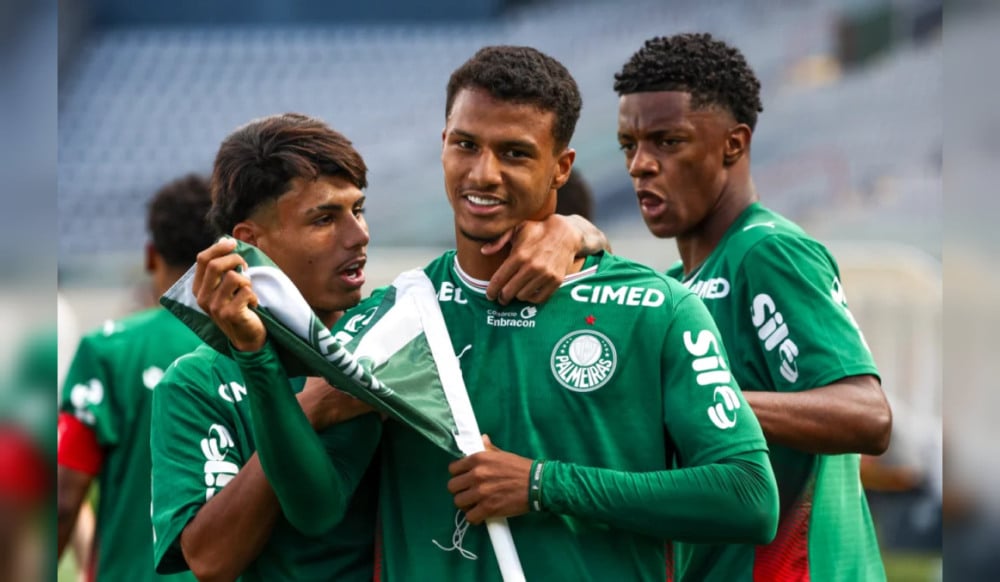 Palmeiras goleia o Paysandu e abre vantagem nas quartas da Copa do Brasil Sub-20 Palmeiras goleia o Paysandu e abre vantagem nas quartas da Copa do Brasil Sub-20