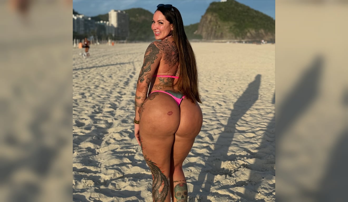 Elisa Sanches posa de biquíni em Copacabana e chama atenção nas redes