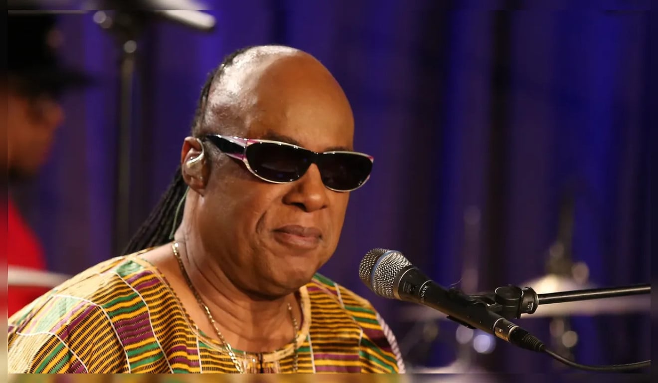 Stevie Wonder luta pra despejar ex-namorada de sua casa onde ela mora de graça desde 1988