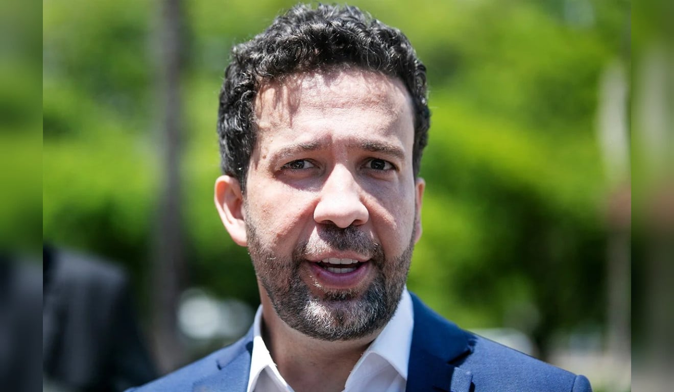 André Janones é internado na UTI após debate entre Lula e Flávio na Band