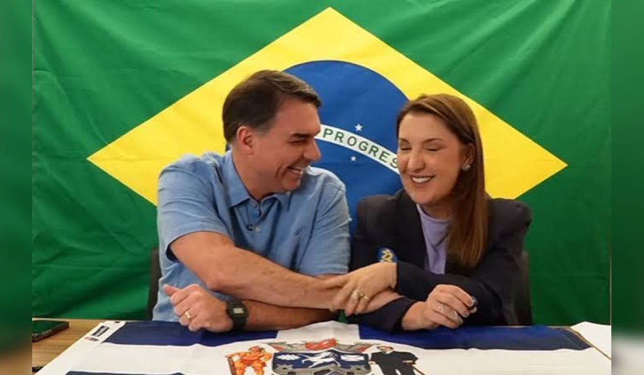 Fim do Bolsa Família? Flávio Bolsonaro propõe limite de dois anos para permanência