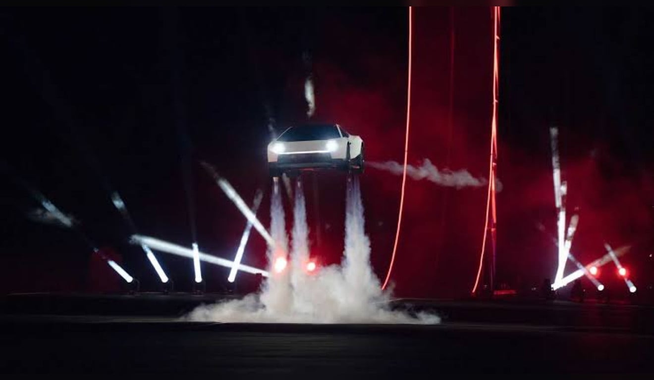 Tesla apresenta carro voador com tecnologia da SpaceX; saiba quando chega ao mercado