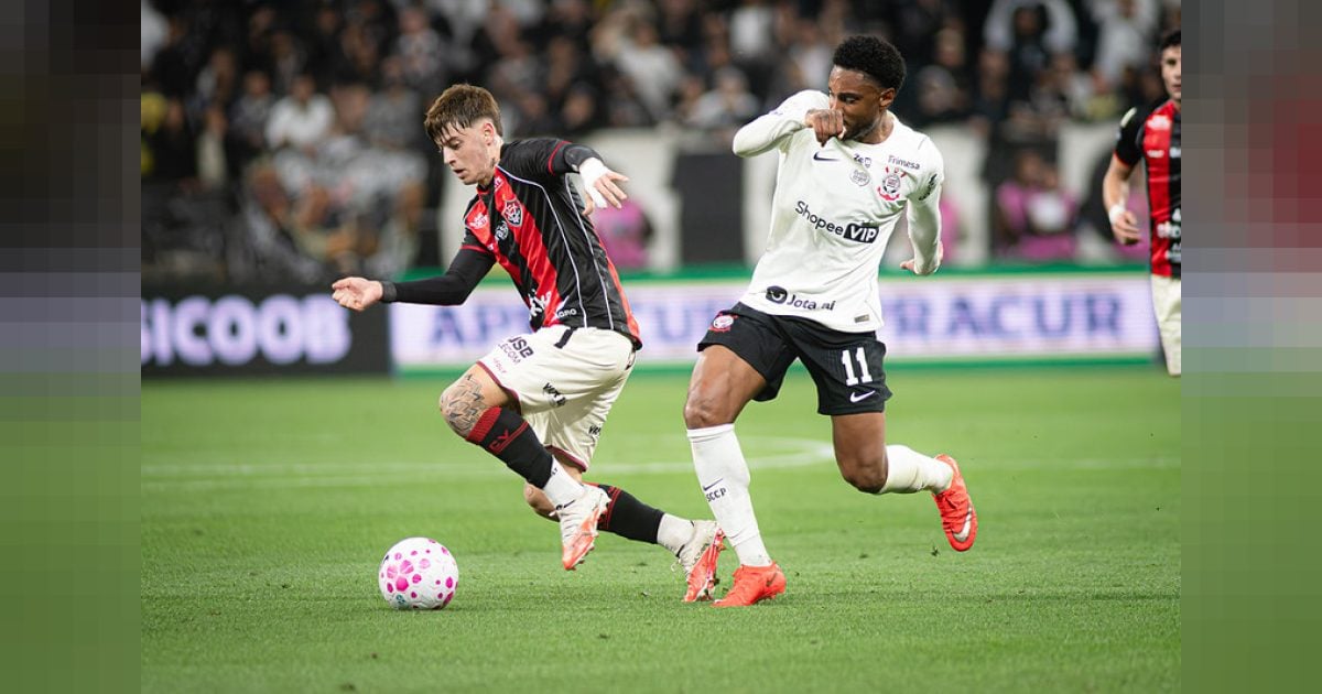 Corinthians joga sem anúncio da Fatal Fans, mas Vitória exibe anúncio de acompanhantes na camisa